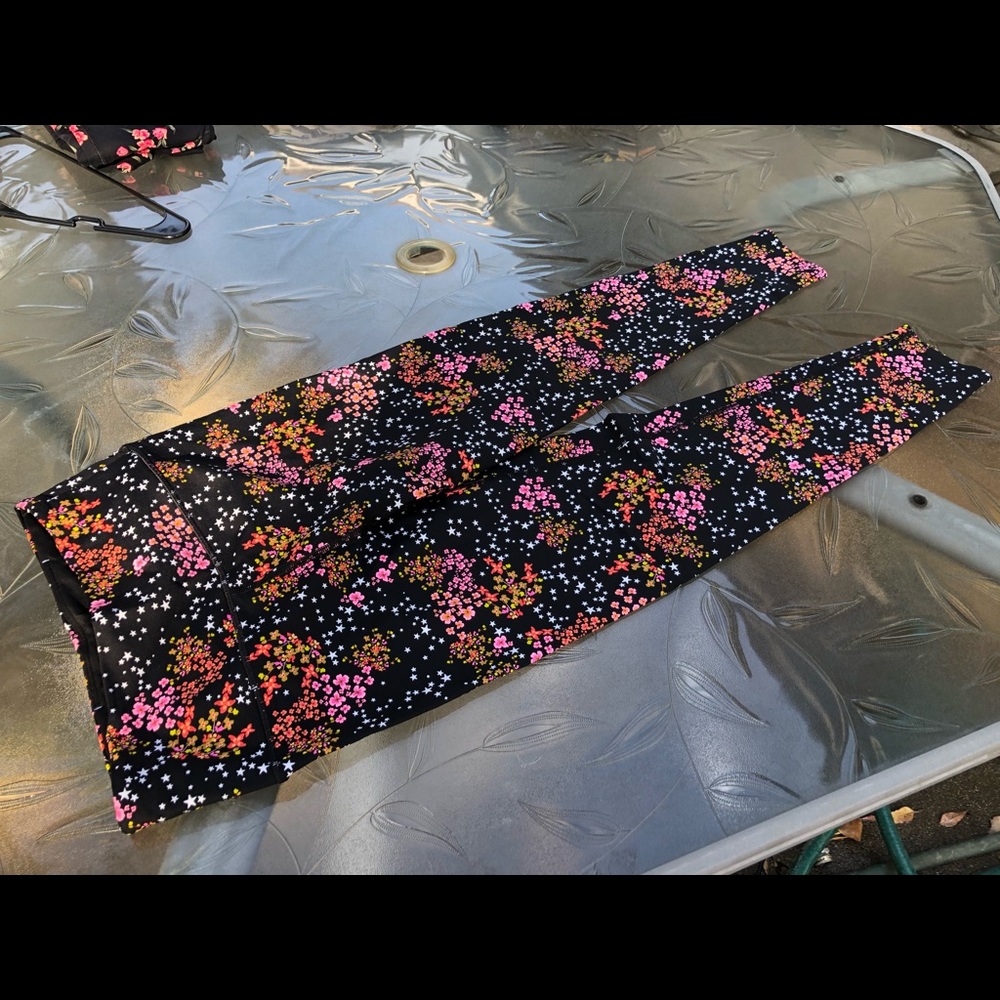 Floral leggings